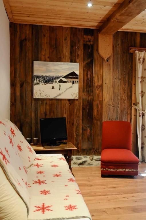 Bed and Breakfast La Ferme d'Emilienne à Sallanches Chambre photo