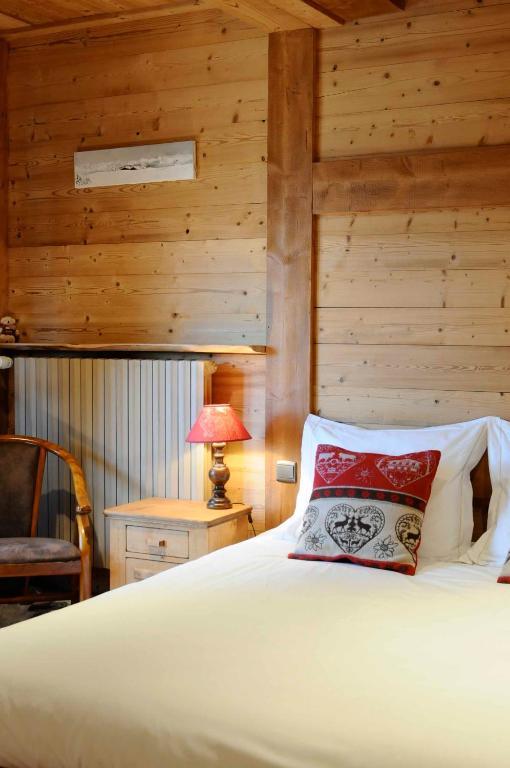 Bed and Breakfast La Ferme d'Emilienne à Sallanches Chambre photo