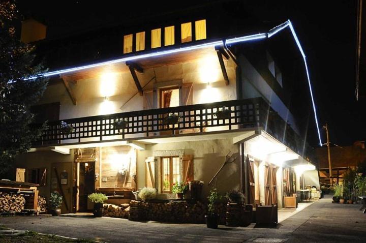Bed and Breakfast La Ferme d'Emilienne à Sallanches Extérieur photo
